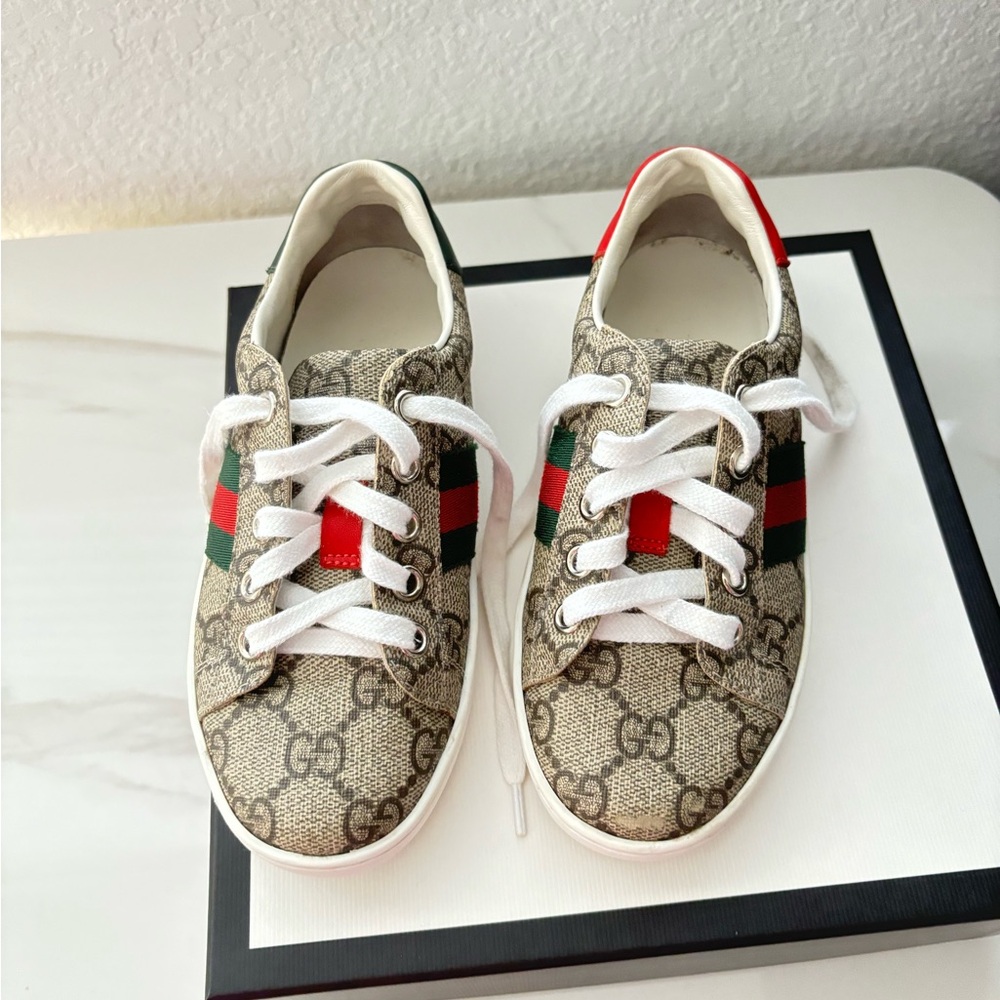 Kids Gucci shoes